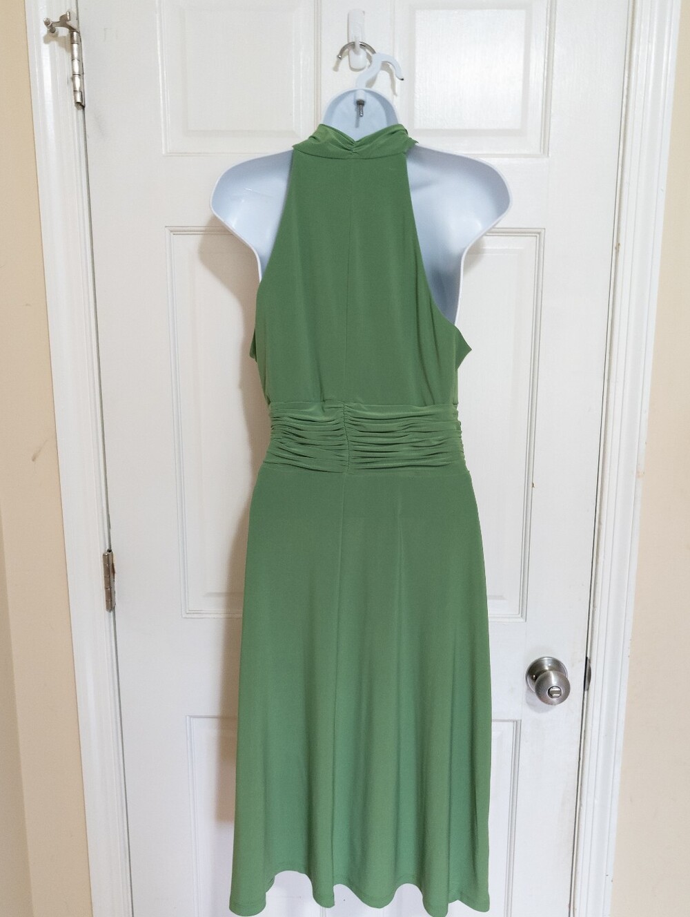 Evan Picone Shirred Waist Midi Dress Size 10 - Picture 2 of 7
